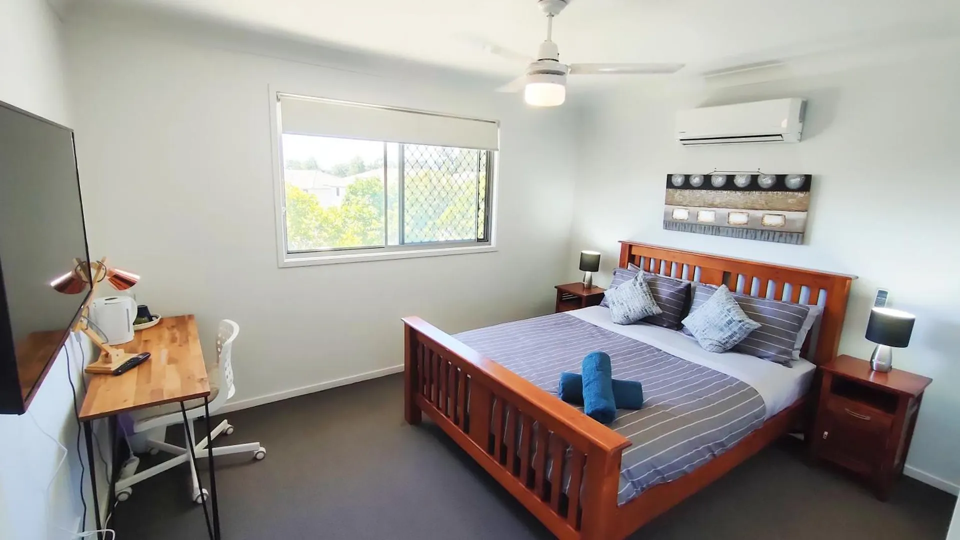 Retreat Haven--The Perfect Master Bedroom Getaway Dakabin منزل للإقامة